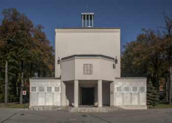 Wielkie zmiany we Wrocławiu na Wszystkich Świętych! Sprawdź, gdzie nie wjedziesz i jak dojedziesz na cmentarz