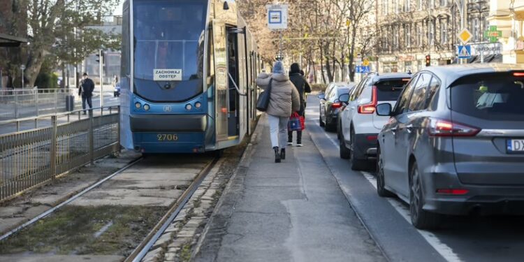 Najwęższy przystanek znika. Zaczyna się przebudowa Drobnera–Dubois