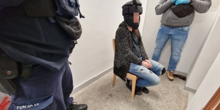 Sprawca śmiertelnego ataku na dwóch policjantów we Wrocławiu uznany za niepoczytalnego