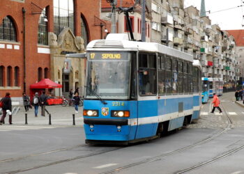 Koniec epoki na torach we Wrocławiu. Kultowe Konstale znikają, a miasto szykuje rekordowy zakup tramwajów