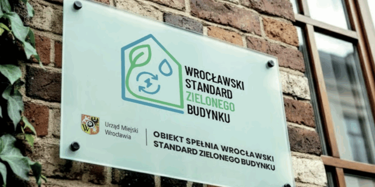 Wrocław stawia na zielone budynki. Nowy standard zmieni sposób projektowania i modernizacji miejskich obiektów