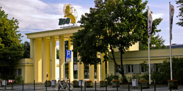 Nowy pawilon przy bramie głównej ZOO Wrocław. Co zmieni się jeszcze w tym roku?