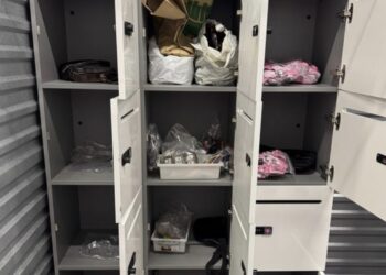 „Anonimowa” skrytka zdradziła wszystko. Policja rozbiła grupę wykorzystująca skrytki we Wrocławiu