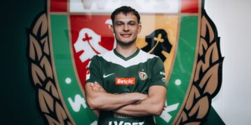Legnica i Wrocław na transferowej mapie Dolnego Śląska. Nowi piłkarze w Miedzi i Śląsku