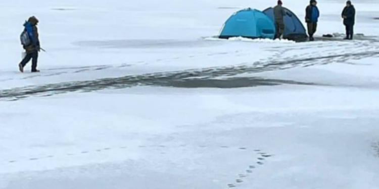 Namioty na lodzie Odry. Szokująca interwencja służb we Wrocławiu